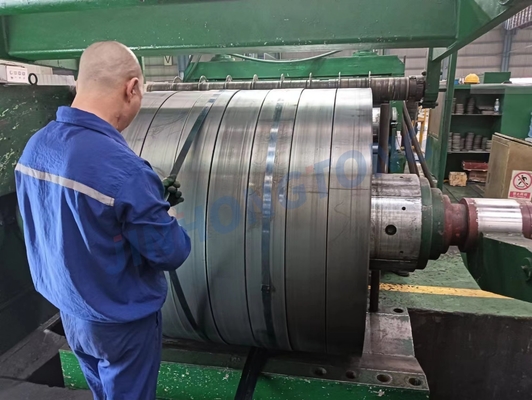 GB Standard Coil di acciaio laminato a caldo A36 Placca a quadri di acciaio leggero spessa S700MC in aceto