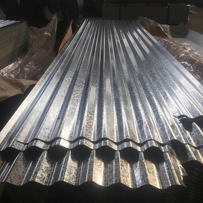 Z30-Z40 Rivestimento Dimensioni personalizzate G3302 Lastre di tetto in acciaio galvanizzato 22 26 32 Spessore di calibro Lastre di acciaio ondulato galvanizzato