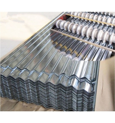 Larghezza personalizzabile G550 0,2 mm 0,4 mm 0,5 mm lamiera di metallo lucidata lamiera di acciaio ondulato galvanizzato Gi lamiere di piastrelle di tetto