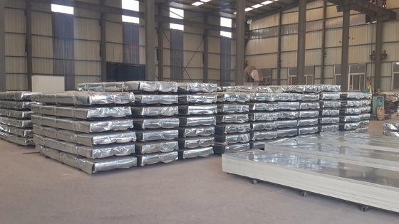 4*8 lamiera di copertura in acciaio ondulato galvalume Z30 a 275 g di zinco di alluminio rivestito con ASTM standard e durezza media