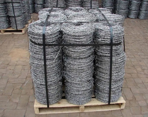 Isolamento stradale e protezione del prato Galvanizzato Saldato Razor Barbed Wire Mesh con Requirement Clienti Barb Lunghezza