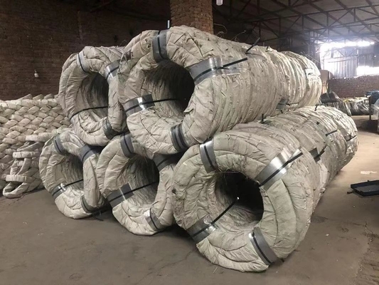 Isolamento stradale e protezione del prato Galvanizzato Saldato Razor Barbed Wire Mesh con Requirement Clienti Barb Lunghezza