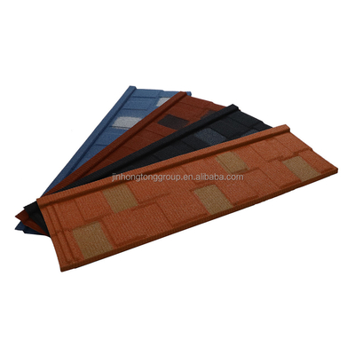 Pietra dura di lunghezza personalizzata per tetti di 0,4 mm Acciaio zinco per tetti di costruzione Materiali resistenti alla corrosione