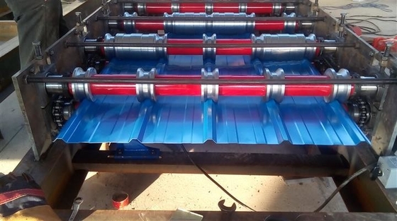 Lungozza personalizzata GI Piastra di tetto in acciaio galvanizzato ondulato 0,15 mm 0,18 mm 0,22 mm Spessore con servizio di lavorazione a foratura