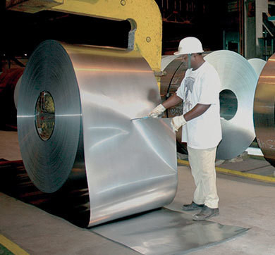 ETP Intaglio di stagno 0,15-0,5 mm per lattine di stagno Larghezza 50-1000 mm Contattateci