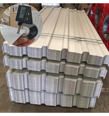 Certificato SGCC Piastra di tetto in acciaio galvanizzato GI Piastra di metallo ondulato 0,15 mm 0,18 mm 0,22 mm con certificato CE