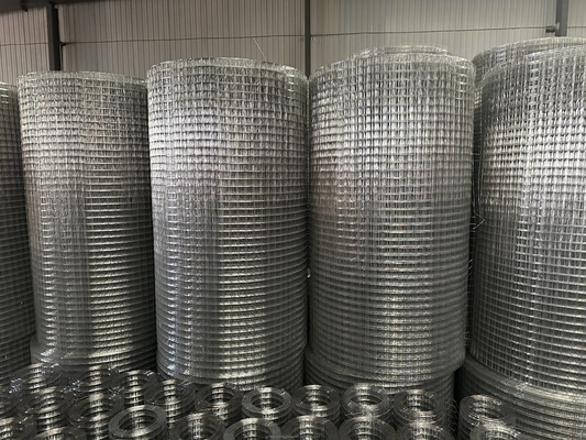 Proteggere tecnica recinzione galvanizzato gi Saldato ferro maglia di filo con grande e perforato