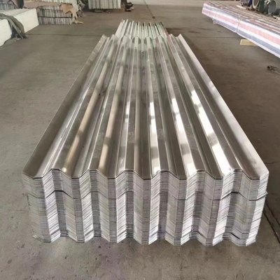 Piastrelle di tetto con rivestimento di zinco certificato CE per lamiere galvanizzate corrugate di metallo ad alta resistenza nella costruzione di case