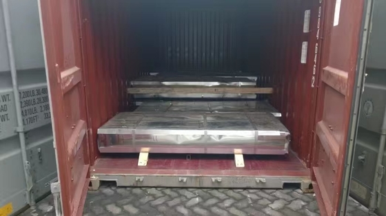 Piastrelle di tetto con rivestimento di zinco certificato CE per lamiere galvanizzate corrugate di metallo ad alta resistenza nella costruzione di case