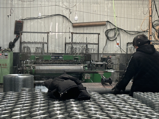 Servizio di lavorazione di maglie di acciaio tenero in acciaio inossidabile in acciaio galvanizzato