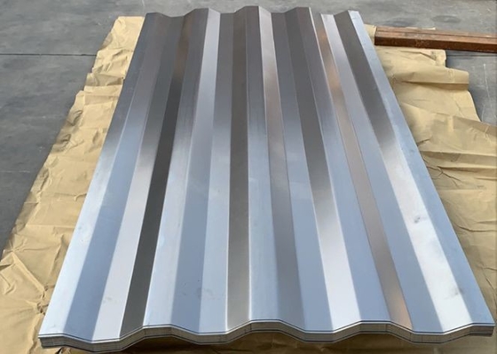 Piastra di tetto in ferro di alluminio zinc galvanizzato di calibro 28 Gi Piastra di tetto in acciaio ondulato di grado metallico bobina di acciaio galvanizzato migliore