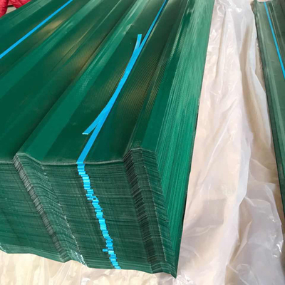 Piastrelle di copertura in acciaio ondulato di colore zinc galvanizzato PPGI Piastra rivestita per costruzioni a 0,2 4 mm Spessore Standard ASTM