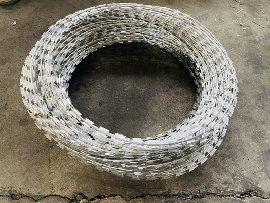 360-1000 mm di diametro della bobina velocità doppia torsione filo spinato filo spinato La soluzione definitiva per la protezione del prato