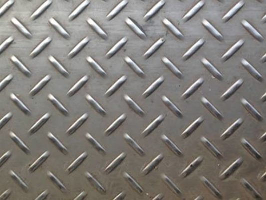 Struttura di costruzione AISI ASTM BS DIN GB JIS 2,0-8 mm Piastra di acciaio al carbonio a quadretti