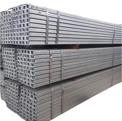 Profili di acciaio a trave U laminati a caldo Q235/Q345/SS400/ST37-2/ST52/Q420/Q460/S235JR/S275JR/S355JR per supporto strutturale
