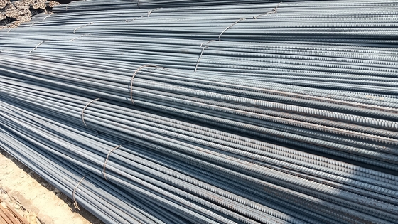 10 mm 12 mm DIN Deformed Steel Rebar Concrete Iron Rod in HRB400/500 Grade per l'industria edile