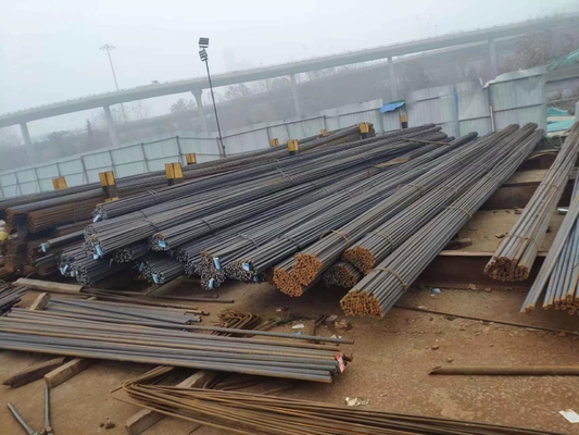 TECNICA Rovere di acciaio a nervatura a caldo per costruzioni Edifici di ferro Rovere di acciaio deformato Rovere di acciaio HRB 400/500 BS460/ASTM A615