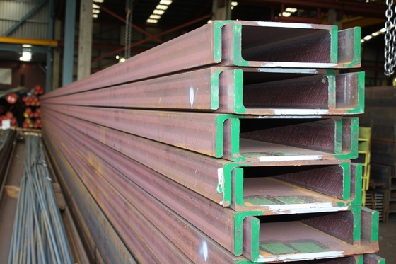 Strutturale Galvanizzato Canale C Acciaio U Canale di acciaio Q235/Q345/SS400/ST37-2/ST52/Q420/Q460/S235JR/S275JR/S355JR
