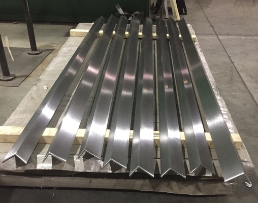 Bar angolare in acciaio inossidabile 304 con opzioni laminate a freddo/caldo Spessore 0,3 mm-3,0 mm/3,0 mm-100 mm Fatturazione in base al peso effettivo