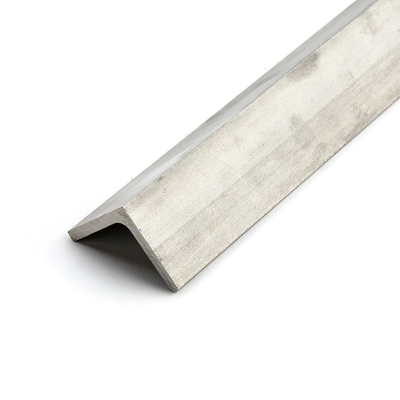 Barre angolari SS laminate a caldo Personalizzazione 2205 2507 V Barre in acciaio a forma di angolo da 3,0 mm a 100 mm Standard AiSi ASTM DIN EN GB JIS bs