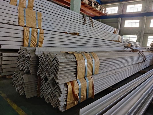201 304 316 2520 Ferro laminato a freddo MS Profile uguale e disuguale angolo in acciaio inossidabile in TSHS / 2B / THS / 2D / BA / 2BB Finitura