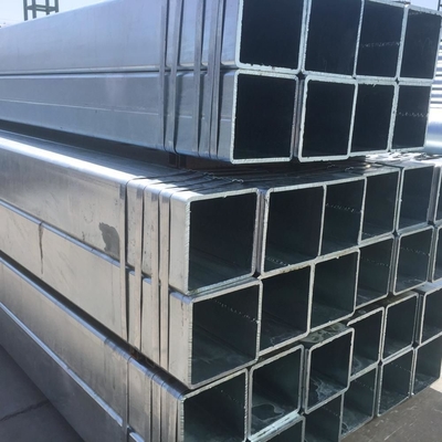 B X42 X52 X60 X70 Acciaio al carbonio di grado 0,5-2,0 mm Spessore della parete tubo quadrato di acciaio galvanizzato laminato a caldo per la consegna liquido