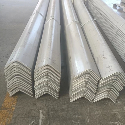 Bar angolare in acciaio inossidabile ferro per kg 0,3 mm a 3,0 mm uguale L angolo SS Bar con buco per i vostri progetti di costruzione