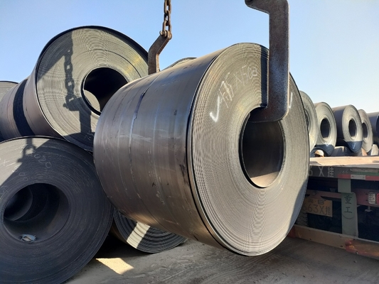 Q195 Q215 Q235 Q255 Q275 Q355 Ss400 bobina laminata a caldo in acciaio al carbonio con passaggio a pelle e standard BS EN GB AiSi ASTM DIN JIS