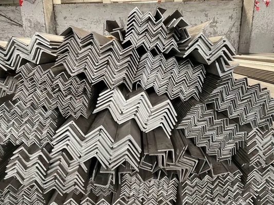 Acciaio galvanizzato ad angolo immerso a caldo/acciaio ad angolo taglie di ferro/barre ad angolo di acciaio per kg in peso teorico per la fatturazione