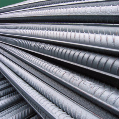 HRB400/500 ASTM A615 BS4449 Rebar in acciaio al carbonio AiSi standard per edifici commerciali