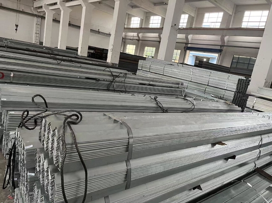 Standard AiSi Q235 Q235B Q345 Bar angolare di acciaio a bordi disuguali equilaterali per la costruzione di strutture edilizie