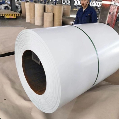 Coil galvanizzato PPGI/PPGL Coil in acciaio rivestito a colori con tolleranza ± 1% e confezionamento marittimo standard
