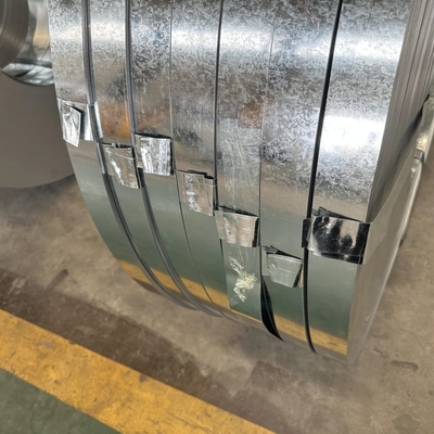 Fogli di strisce di bobina di acciaio galvanizzato 0,5 mm 0,8 mm 1000 mm 1219 mm 1500 mm con certificazione CE e ampia gamma di applicazioni