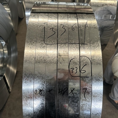 Fogli di strisce di bobina di acciaio galvanizzato 0,5 mm 0,8 mm 1000 mm 1219 mm 1500 mm con certificazione CE e ampia gamma di applicazioni