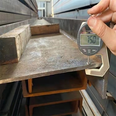 Fabbricazione in cui il materiale è utilizzato per la fabbricazione di materiali di fabbricazione