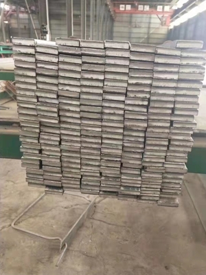 Costo di fabbrica 5160 Acciaio laminato a molla di acciaio al carbonio Barre piane di acciaio al carbonio rettangolare inossidabile Barre piane di acciaio al carbonio
