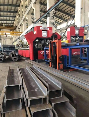 Buona qualità GB/T700 Q235 JIS G3106 SM400A SM400B U C Acciaio a canale per materiali da costruzione e da blocco