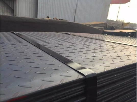 Buon prezzo Piastra di acciaio spessa personalizzata 600-1250Mm laminata a caldo Piastra a scacchi di acciaio galvanizzato ad alta resistenza al carbonio