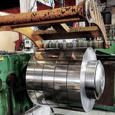 Coil 304L 2B di acciaio inossidabile di grado alimentare ASTM 304 lamiera di acciaio inossidabile laminata a freddo Coil di acciaio inossidabile serie 430 serie 300