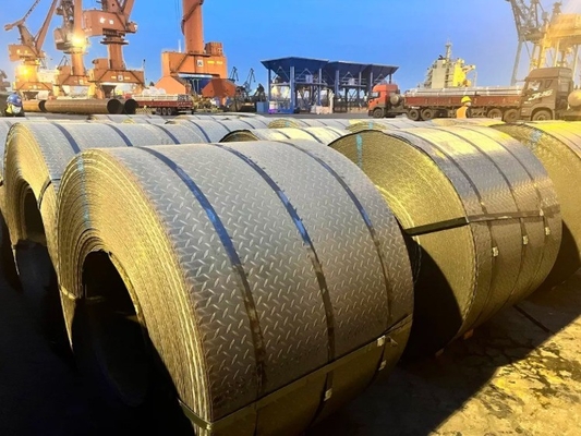 Coil di acciaio a quadri A36 laminato a caldo, lamiera di acciaio leggero ST52 e foglio a quadri S235JR versatili e di alta qualità