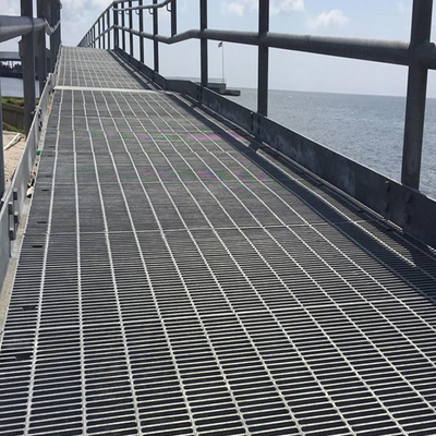 Fabbrica all'ingrosso Griglia rotonda in acciaio tenero rivestita a colori 1m x 1m Griglia in acciaio galvanizzato