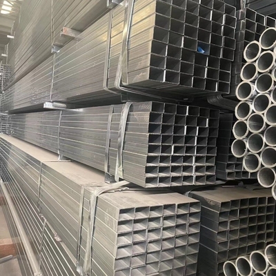 Astm Standard St37 Tubo quadrato cavo di 2,5 pollici tubo di acciaio galvanizzato tubo quadrato galvanizzato a caldo con saldatura e senza cuciture