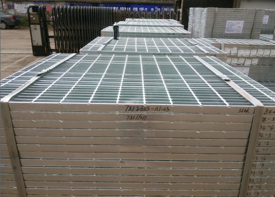 Prezzo ragionevole Polvere rivestita in acciaio inossidabile Striscia di pavimento di scarico griglia 19-w-4 15-w-4 11-w-4 Serrated Steel Grating