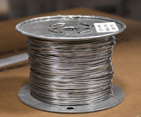 304 316 201 316 l 430 420 309 S Filato di acciaio inossidabile in colata 410 ss filo 0,13 mm filo in acciaio inossidabile destinato alla fabbricazione