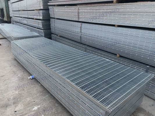 Prodotto in Cina Fabbrica Galvanizzato Metallo Acciaio Q235 345 Griglia Passeggiata Piattaforma Scala Treads