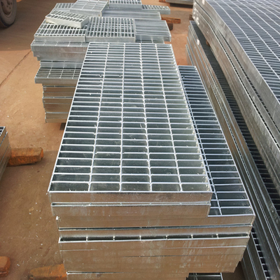 Prodotto in Cina Fabbrica Galvanizzato Metallo Acciaio Q235 345 Griglia Passeggiata Piattaforma Scala Treads