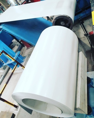 Ral9010 Dx51d Z275 Z08 Az150 Z275 Preverniciato Gi Steel Coil / Ppgi /color Coated Sheet di acciaio galvanizzato in bobina con il miglior prezzo