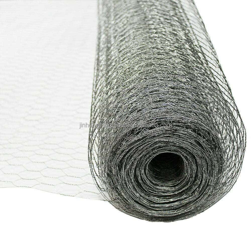 Saldatura con cerniera congiunta per bovini sul terreno erboso con pannello a griglia di filo di acciaio galvanizzato immerso a caldo 115cmx100m roll